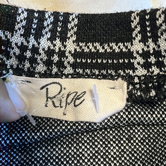 Ripe mini black and white striped dress. US 4. - Picture 7 of 7